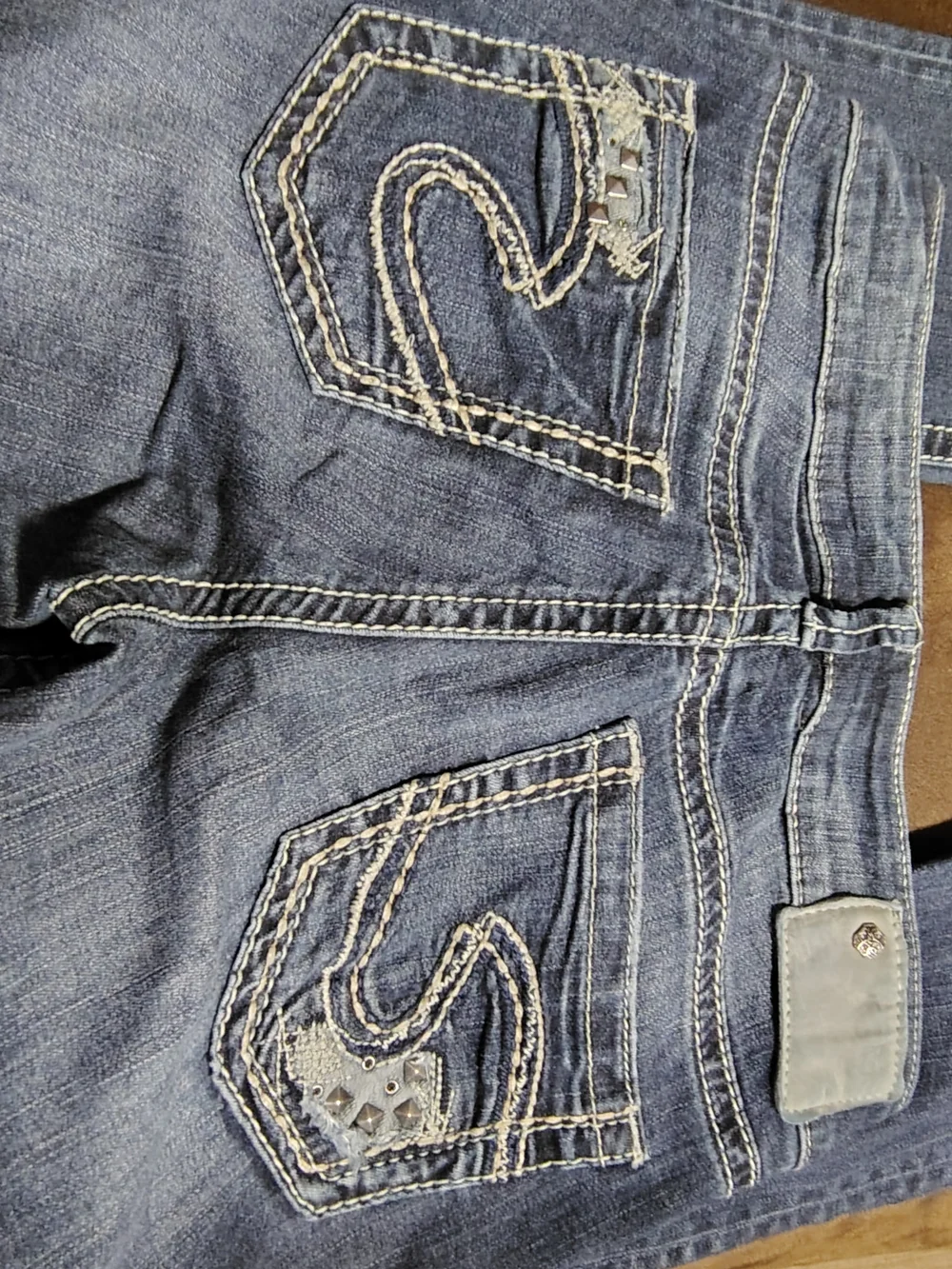 Silver and BKE Women's Blue Denim Boot Cut Jeans And 1 Capri. - Picture 11 of 11